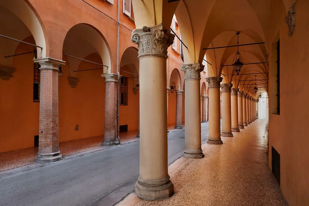 Palazzo Di Alcina - Residenza D'Epoca - Luxury Rooms - Bolonha 5*,  Itália
